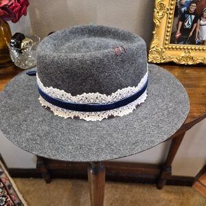 Goorin Bros Gray Felt Wide-Brim Hat with Navy Velvet Band and White Lace